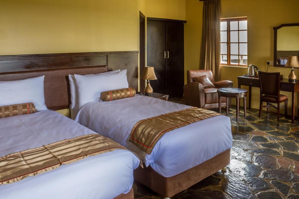 Big Valley Game Lodge Lobatse Zewnętrze zdjęcie
