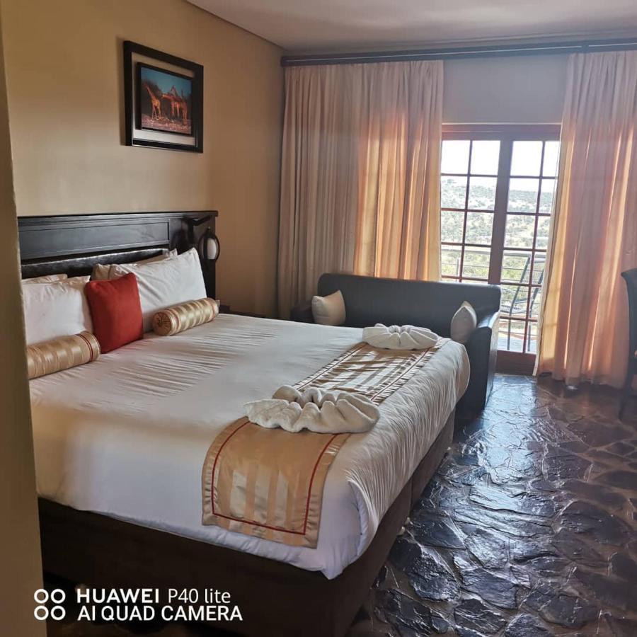 Big Valley Game Lodge Lobatse Zewnętrze zdjęcie
